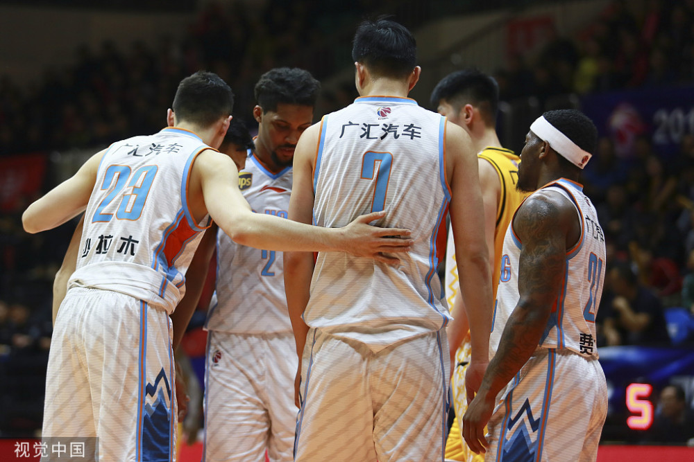  美因茨补时阶段绝杀对手收获宝贵三分